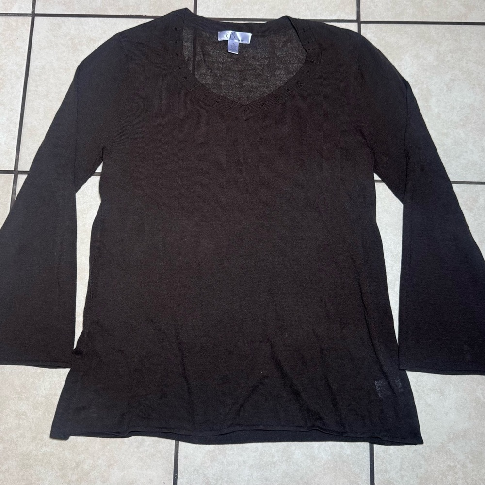 Nine & Co. Dark Brown Long Sleeve V-Neck Top
